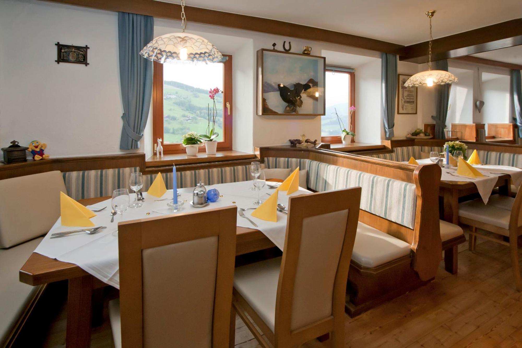 Sportbauernhof - Gasthaus Hochalmblick Krems in Kaernten ภายนอก รูปภาพ