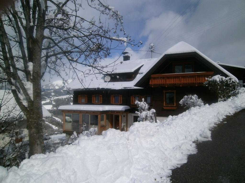 Sportbauernhof - Gasthaus Hochalmblick Krems in Kaernten ภายนอก รูปภาพ