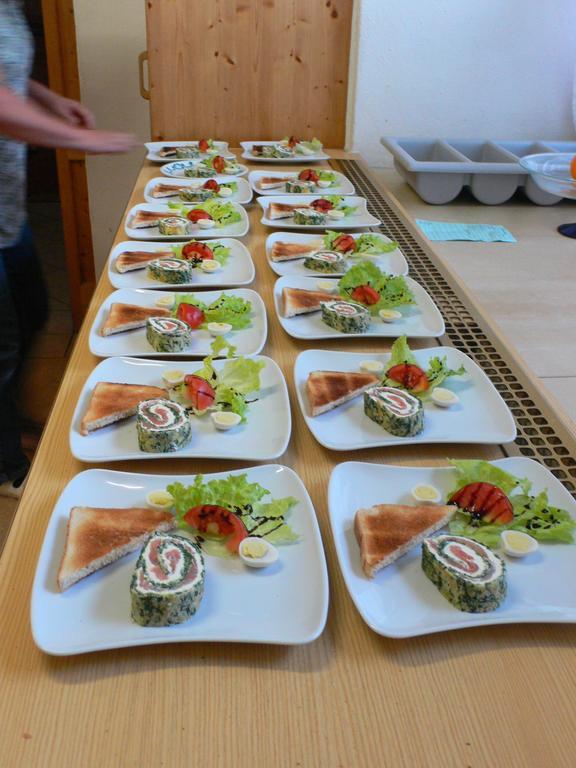 Sportbauernhof - Gasthaus Hochalmblick Krems in Kaernten ภายนอก รูปภาพ